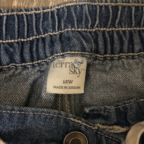 Terra & Sky Relaxed Fit Dark Blue Jeans - Picture 2 of 3